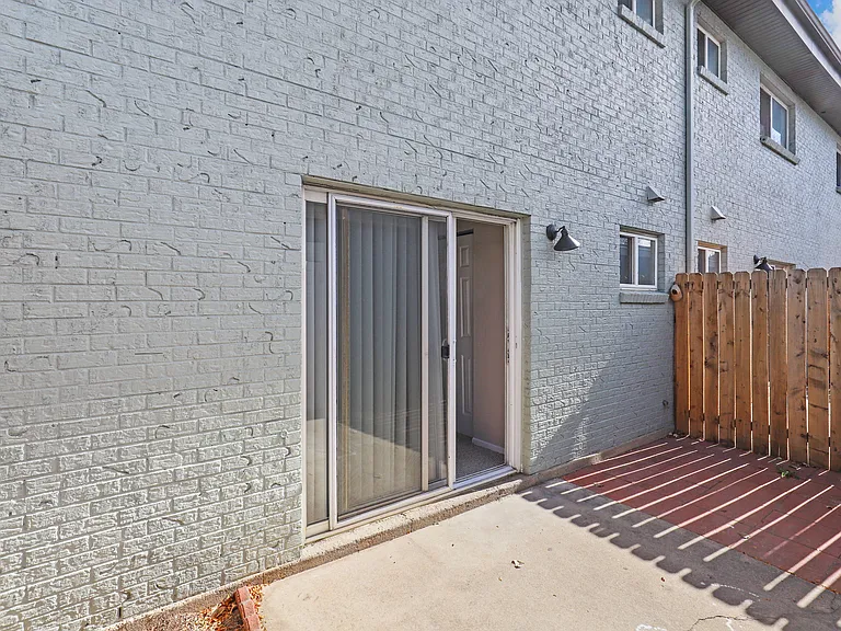 321 Place — Photo 8