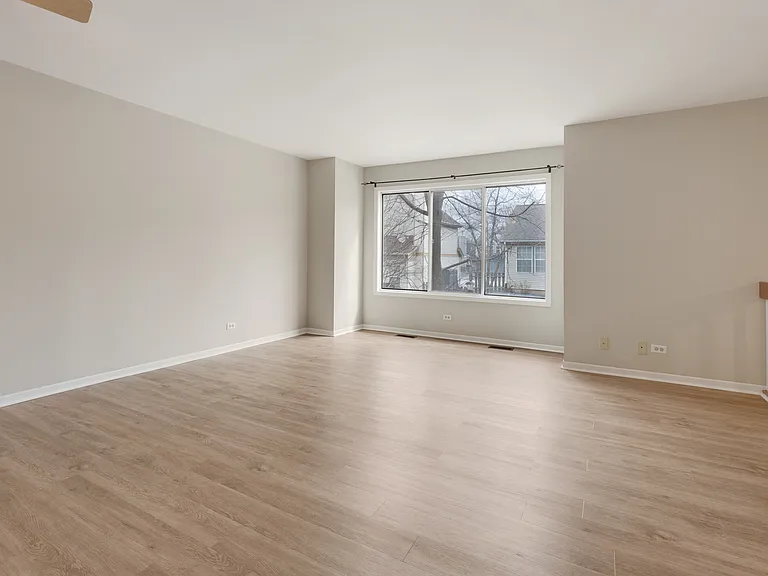 332 Park Ridge Ln #5-B — Photo 5