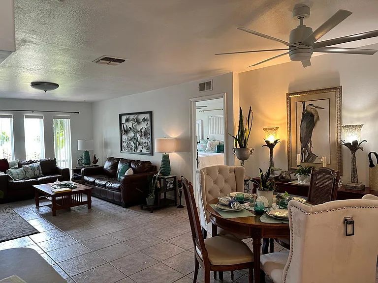 13741 Sussex Ave — Photo 33