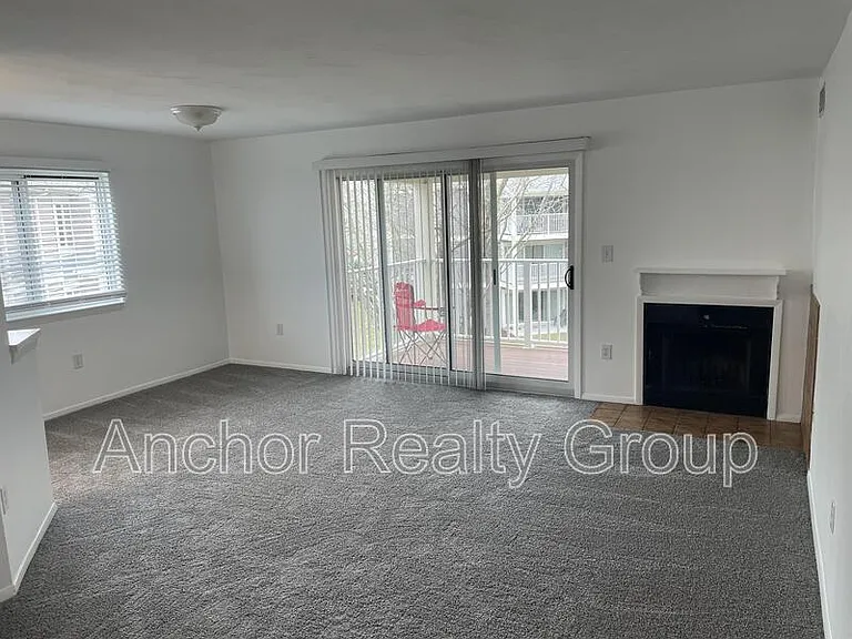1009 Autumn Woods Ln #111 — Photo 10