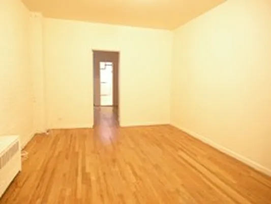 Rented by Vickers Realty | media 7