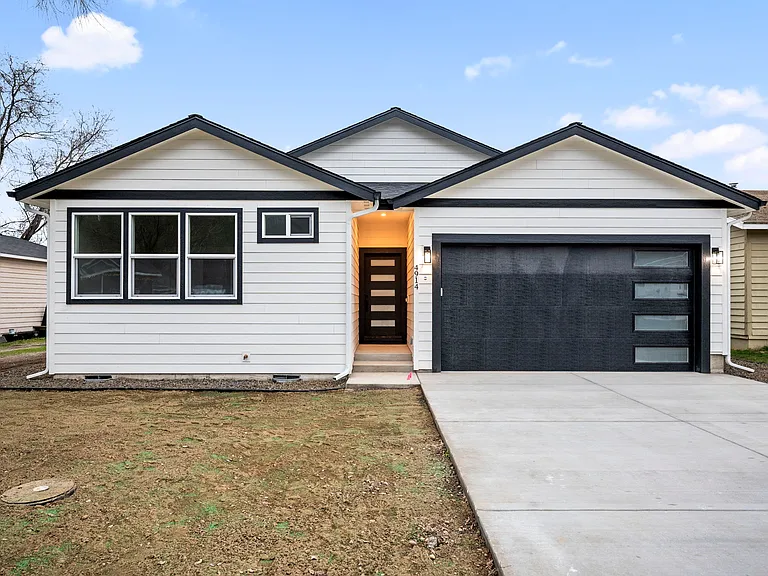4914 E Fairview Ave — Photo 1
