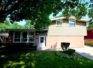 2813 Virginia Ln, Glenview, IL