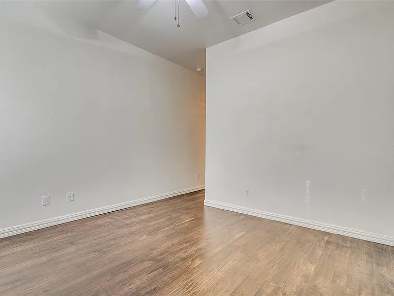2153 Colby Ln #2153 — Photo 13