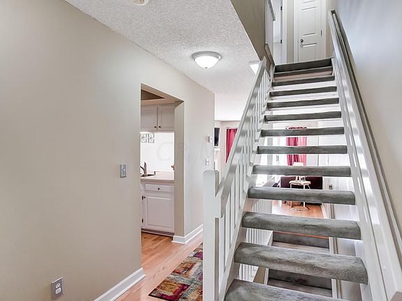 5th image of 2565 Gardenia Dr