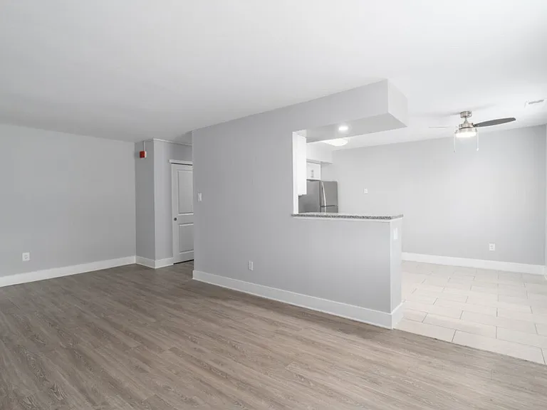 Westfield Apartments — Photo 10