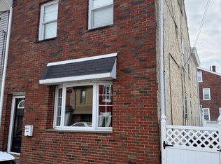 2722 Ash St, Philadelphia, PA 19137