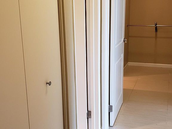 5th image of 1515 Arc Way APT 206