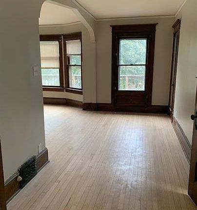 2nd image of 2955 N Cramer St