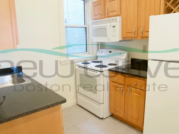 100 Queensberry St, Boston, MA