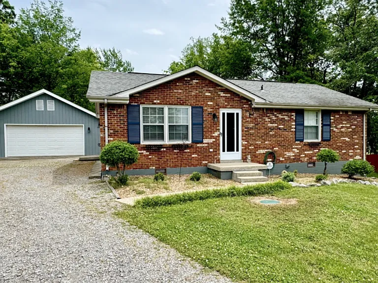 3103 Spring Creek Ct — Photo 1