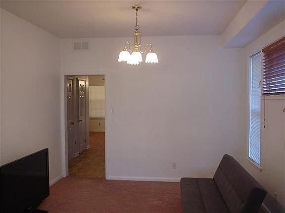 3rd image of 107 N Main St