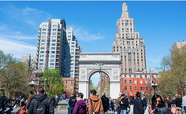 Rented by Compass | media 43