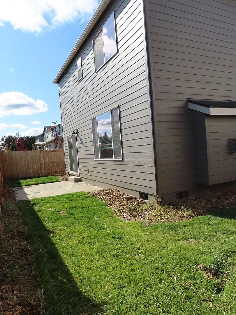 61824 Se Finn Place, Bend, Or 97702 Big Sky Village — Photo 4