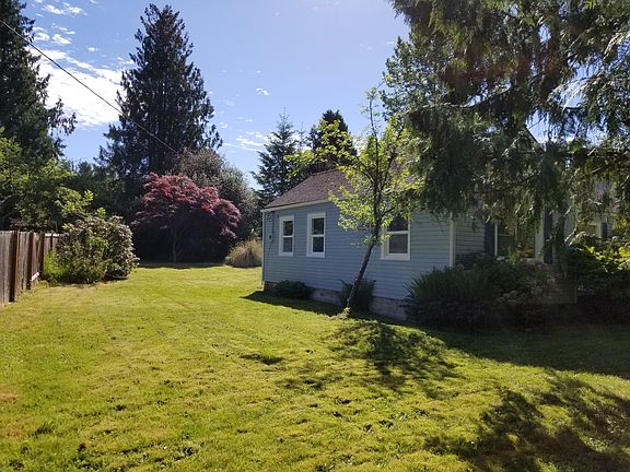 5th image of 2429 99th Ave NE