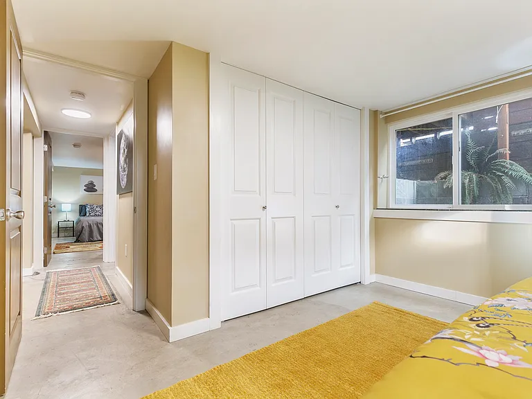 3246 NE 57th Ave #B — Photo 25