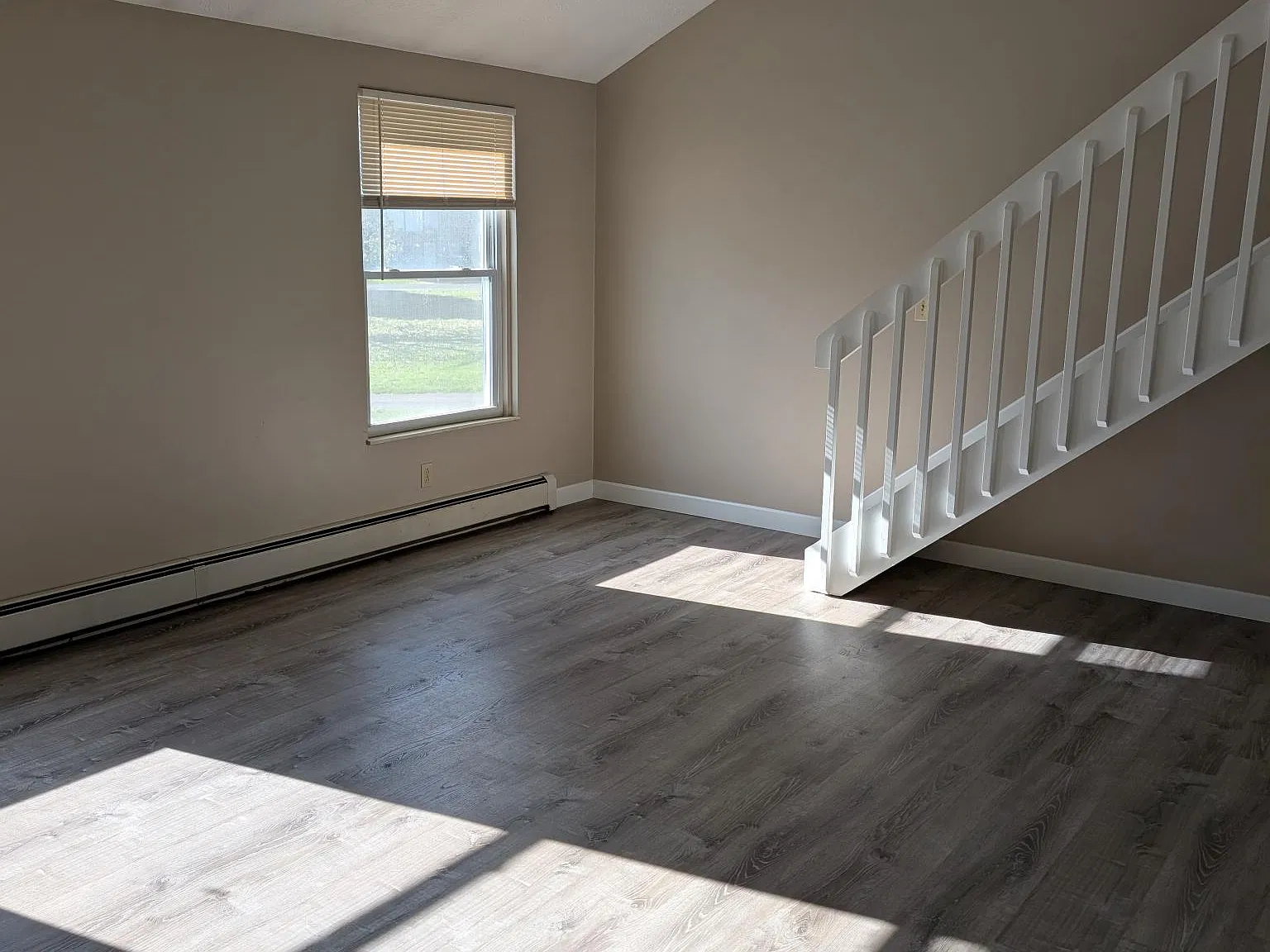 2 bed, $1,200 — Photo 4