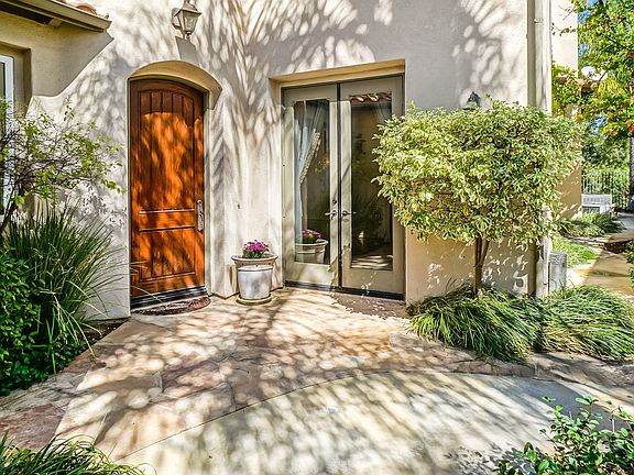 4th image of 24611 Garland Dr