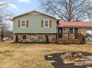 302 Locust St, Englewood, TN 37329
