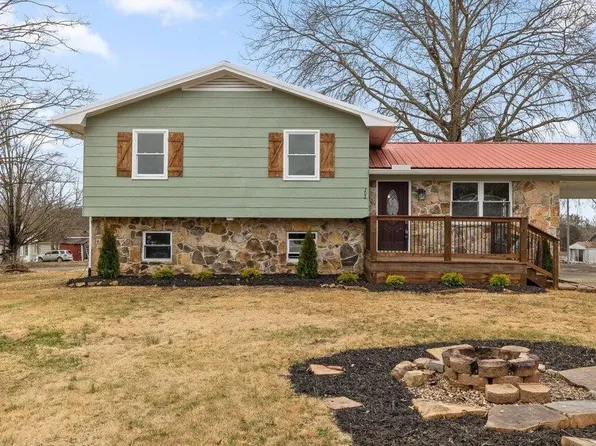302 Locust St, Englewood, TN 37329