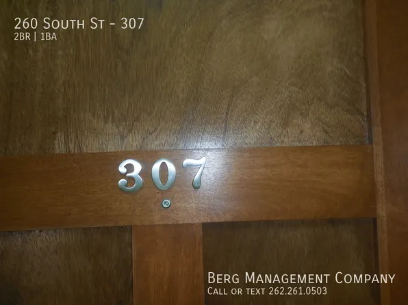 260 South St APT 307, Waukesha, WI 53186