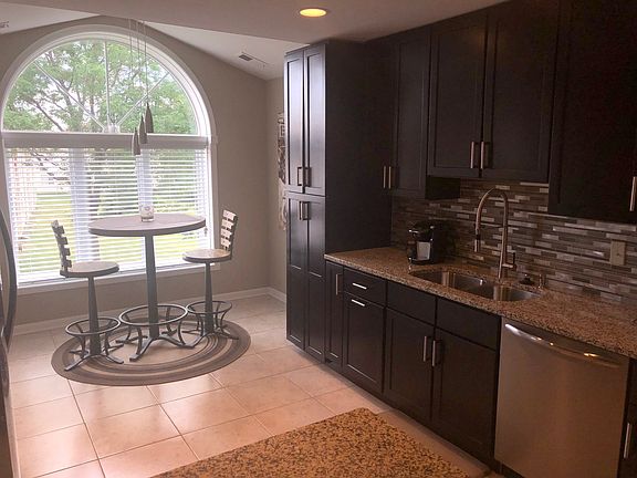 5th image of 18411 Pine Lake Dr APT 4