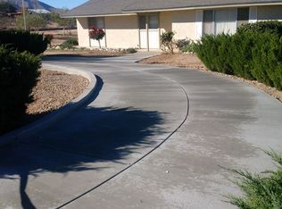 10922 Valley Vista Rd, Apple Valley, CA 92308