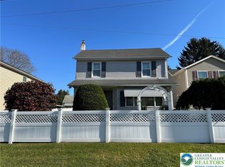 1795 Canal St #F, Northampton, PA 18067