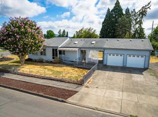 645 18th St, Springfield, OR 97477