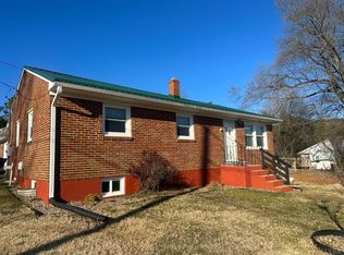 495 Greendale Dr, Rustburg, VA 24588