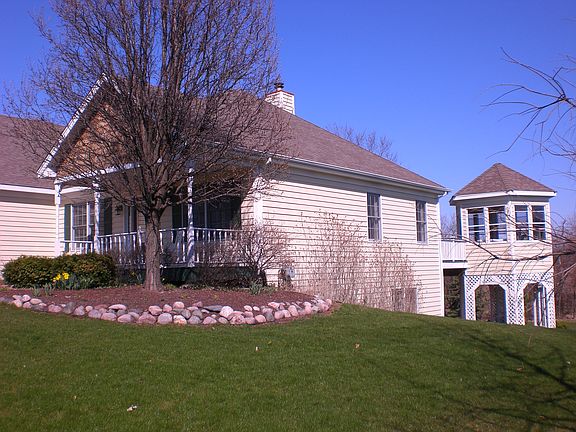 Side View & Gazebo