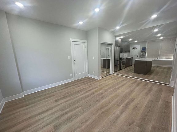 3rd image of 4234 W Fullerton Ave #2410-2