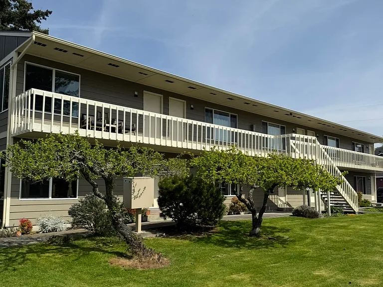 2402 Pacific St #6 — Photo 12