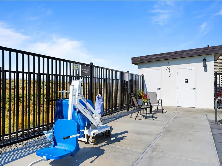 Columbia River Walk Apartments — Photo 37