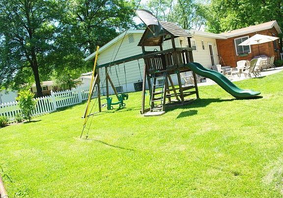 3rd image of 11161 Golf Crest Dr