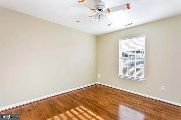 8743 Stonehouse Dr — Photo 15