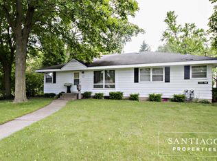 1305 Whiting St SW, Wyoming, MI 49509