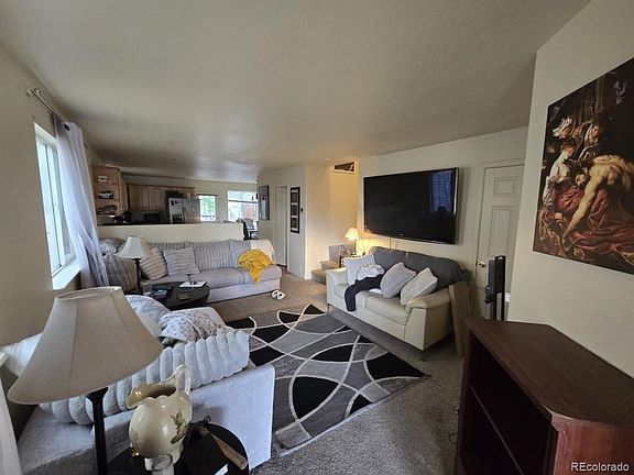 2nd image of 4465 Parfet Street
