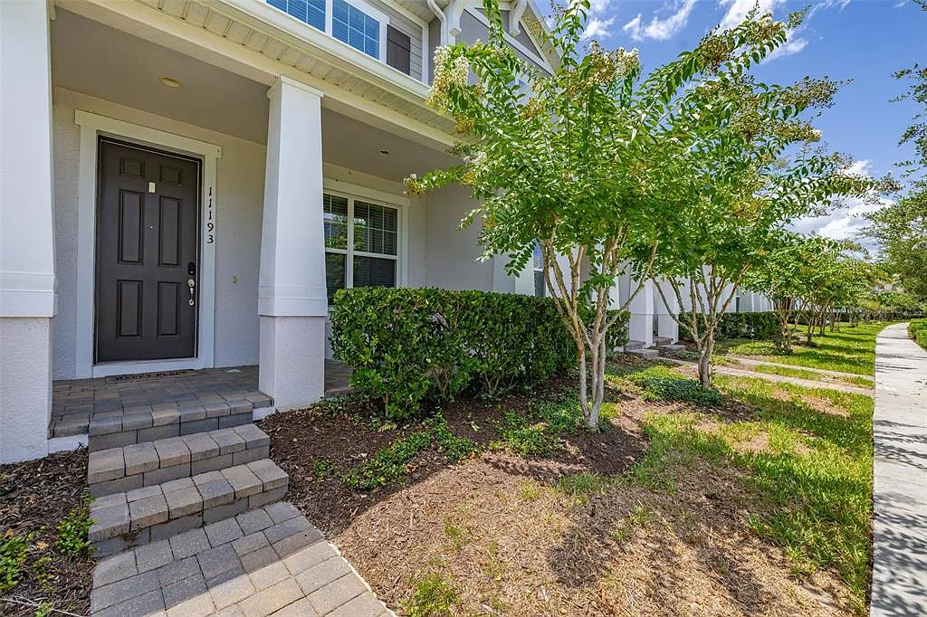 3 bed, 2.5 bath, 1868 sqft, $2,650 — Photo 4
