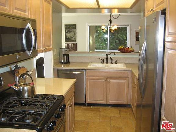3rd image of 6752 Hillpark Dr APT 304