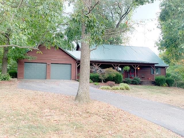 1st image of 2632 Country Club Dr
