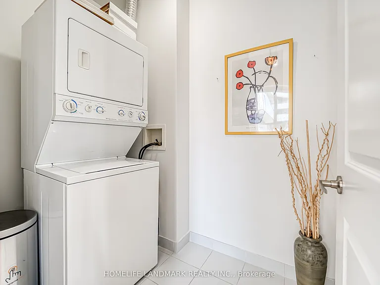 35 Hayden St #2701 — Photo 28