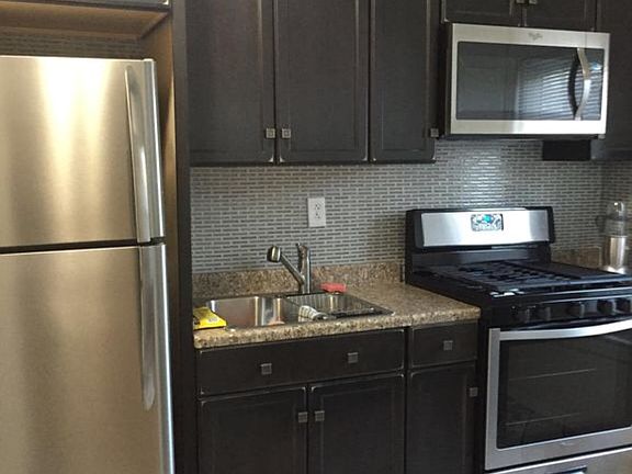 3rd image of 115-21 217th St