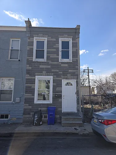 626 Eisenbrown St Photo 1