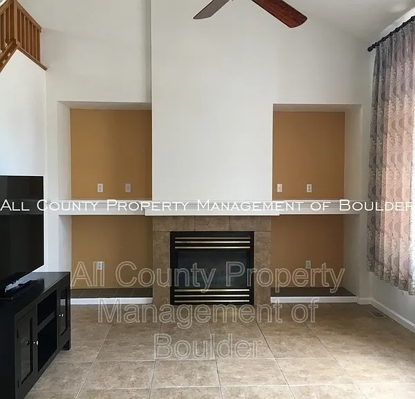 1452 Zinnia Cir — Photo 25