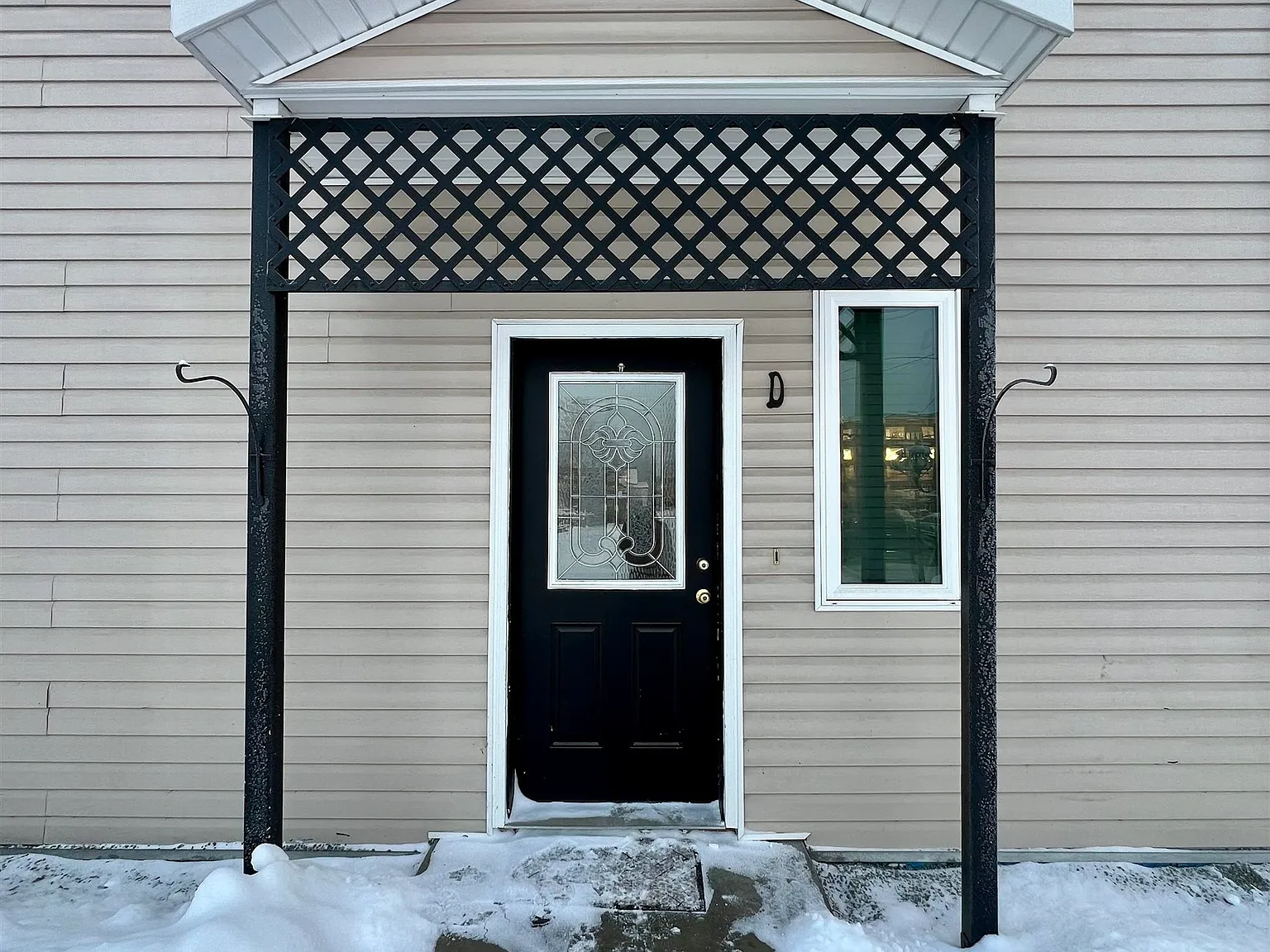 2 bed, $1,900 — Photo 2