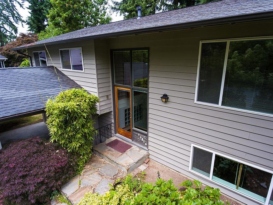 1st image of 12316 NE 68th Pl