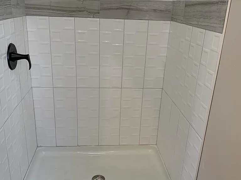 2418 N Washtenaw Ave #2418 — Photo 5