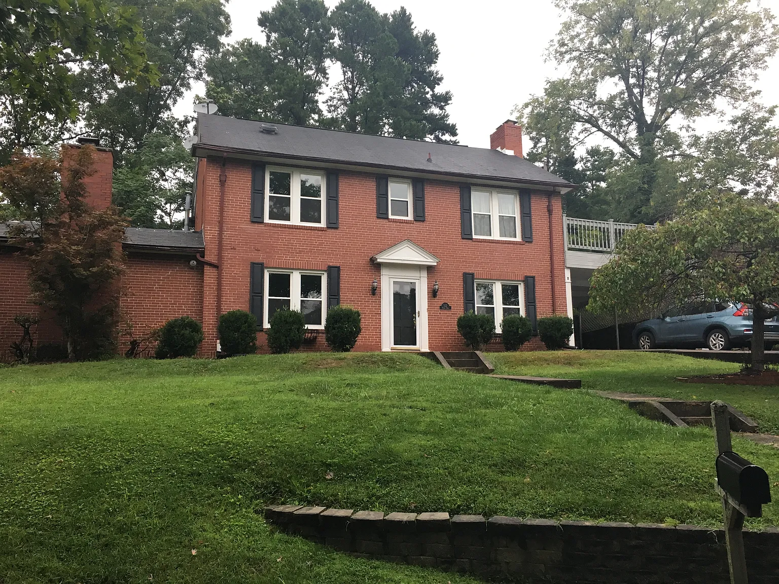 513 Foster Rd photo 1