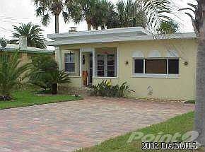 front with driveway